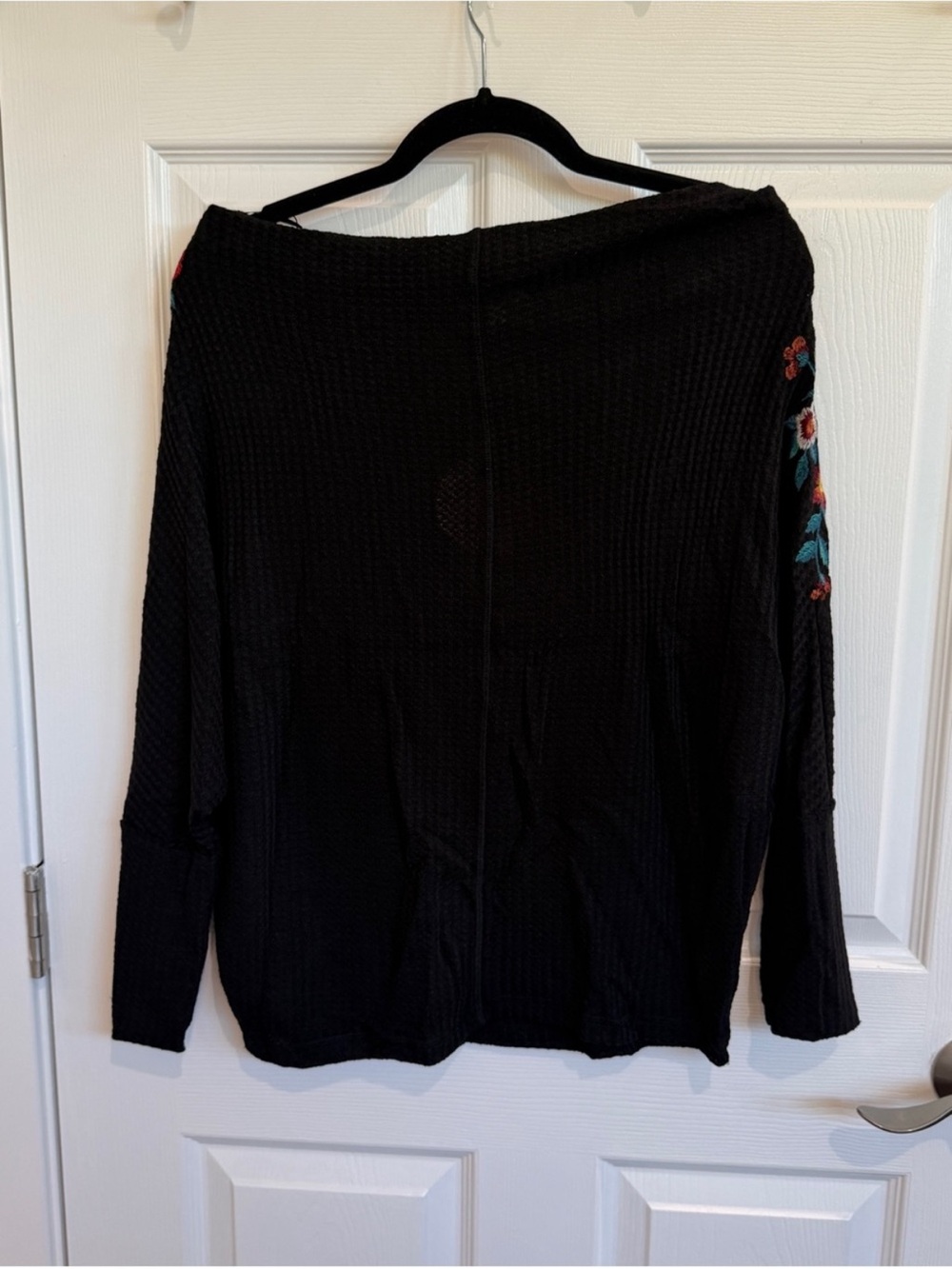 Umgee Black Off-the-Shoulder Sweater with Red Floral Embroidery - Picture 3 of 5